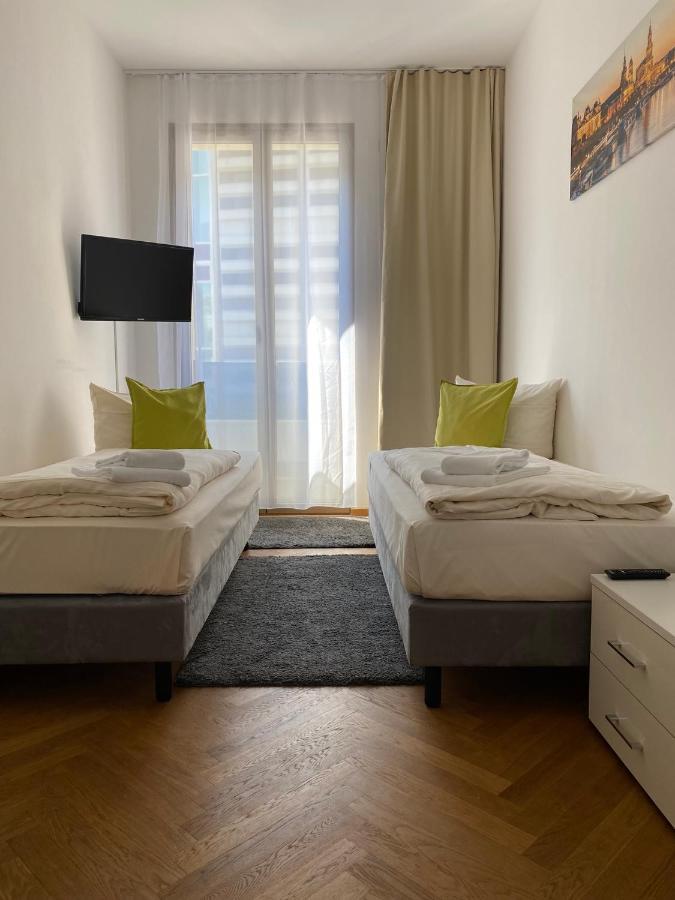 Grosszuegiges Apartment Mit Blick Zur Frauenkirche Dresda Exterior foto